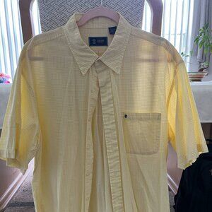 IZOD Men’s Short Sleeve Button-Down Shirt – XL